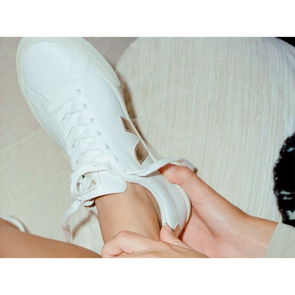 WHITEPLATINE