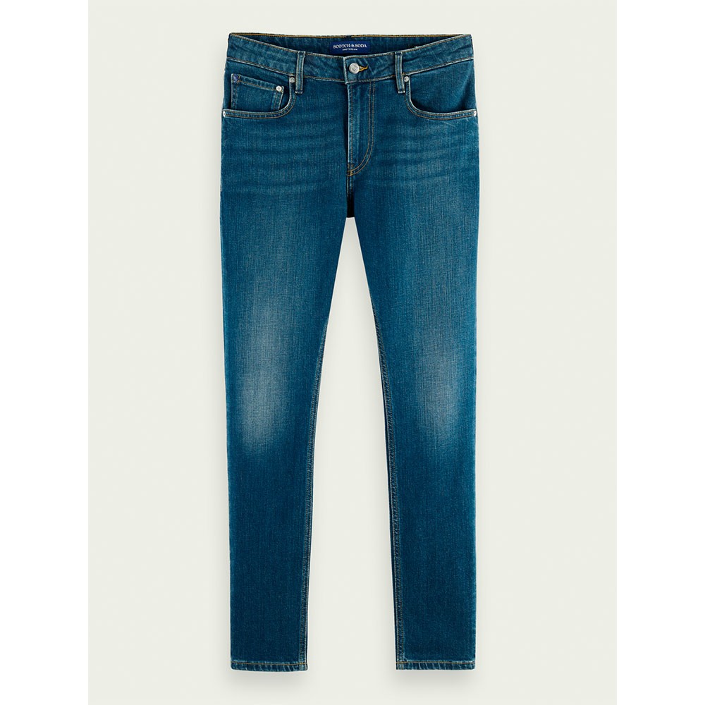 https://www.caborojo.es/assets/img/store/1000-1000/fit/caborojo-hombre-ropa-scotch-soda-pantalones-vaqueros-skinny-fit-skim-azul-01.jpg